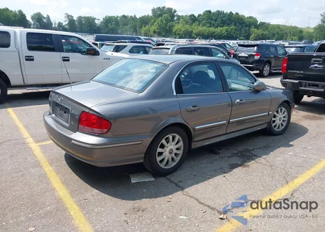 2004 Hyundai Sonata Gls/Lx z USA, uszkodzony, nr VIN KMHWF35H34A966489